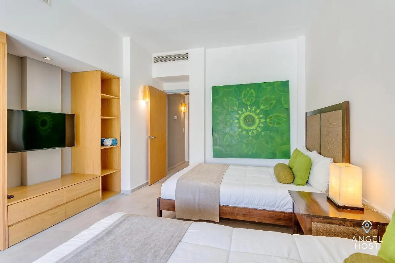 Semesterbostad Magnificent Oceanview Rooftop Lounge With Plunge Pool Playa del Carmen