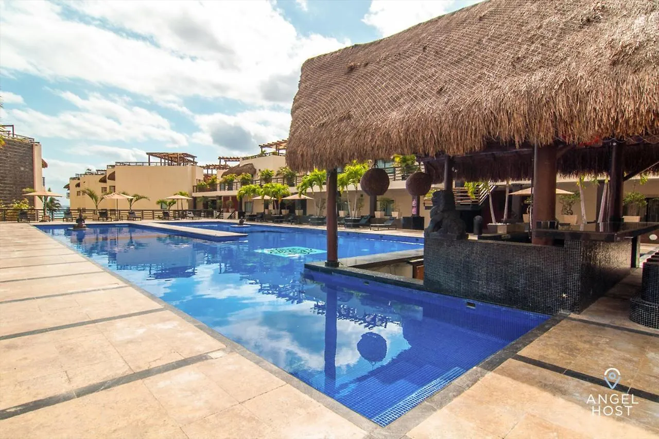 Semesterbostad Magnificent Oceanview Rooftop Lounge With Plunge Pool Playa del Carmen