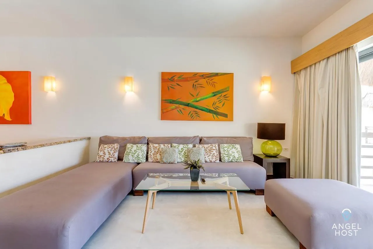 Semesterbostad Magnificent Oceanview Rooftop Lounge With Plunge Pool Playa del Carmen